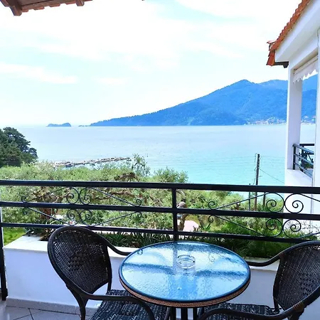 Maria خْريسيا أموذيا