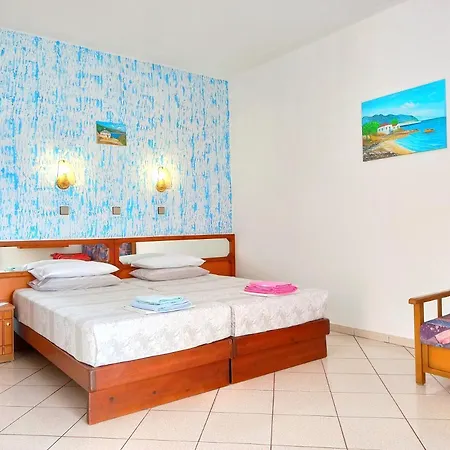 Maria * 克里斯阿穆迪亚